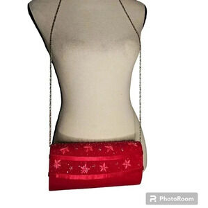 Timeless Beauty Clutch